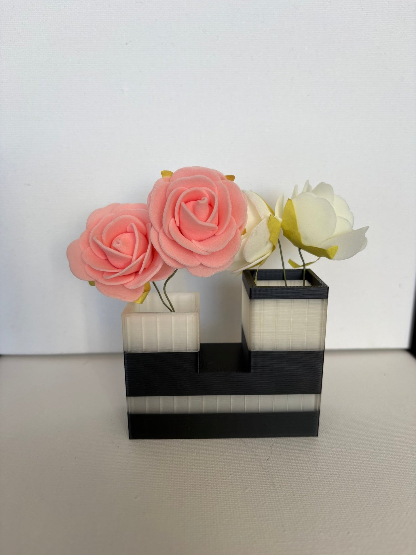 🖤 U-Vase – modernes Design in verschiedenen Farben