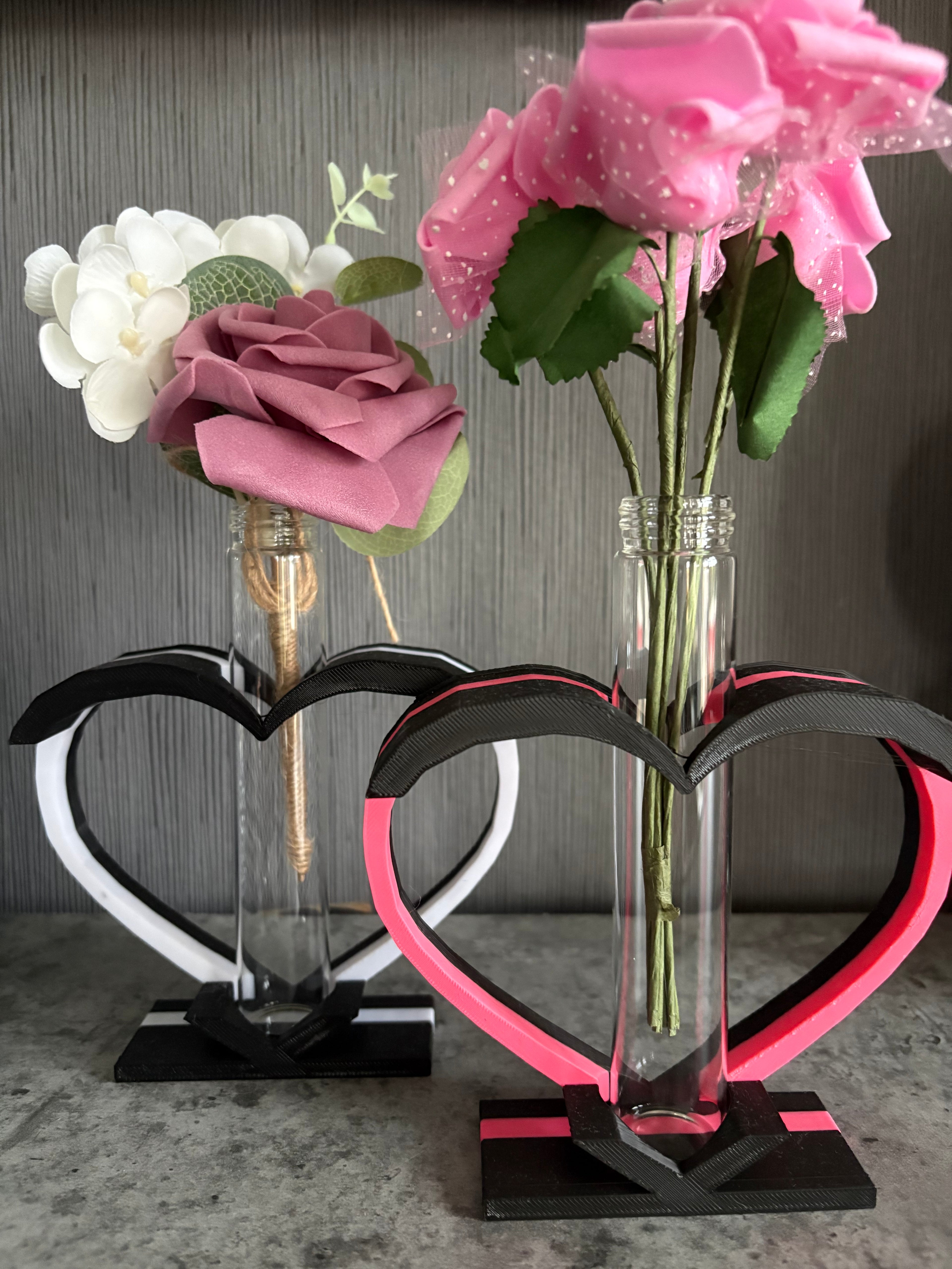 3D-Herzensvase – Liebe in modernem Design